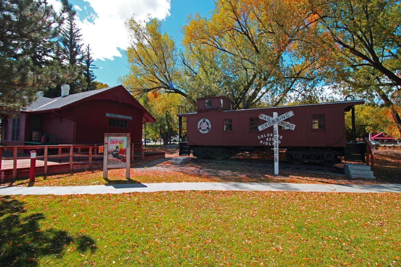 Topaz Lodge 布埃纳维斯塔 外观 照片